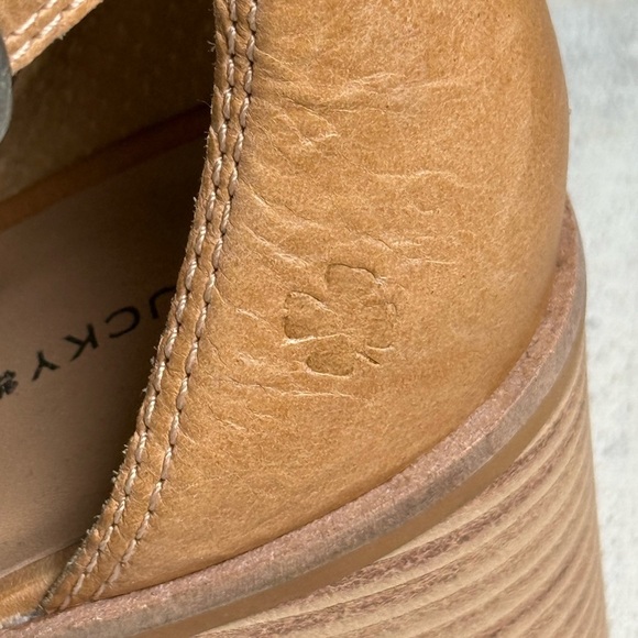 Lucky Brand Camel Leather Heels size 9 - Picture 3 of 13